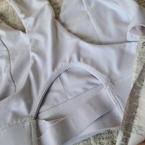 Fabletics White Athletic Sports Bra Size XS - Picture 7 of 9